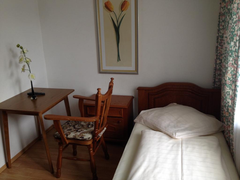 City Hotel Garni Ανόβερο Δωμάτιο φωτογραφία